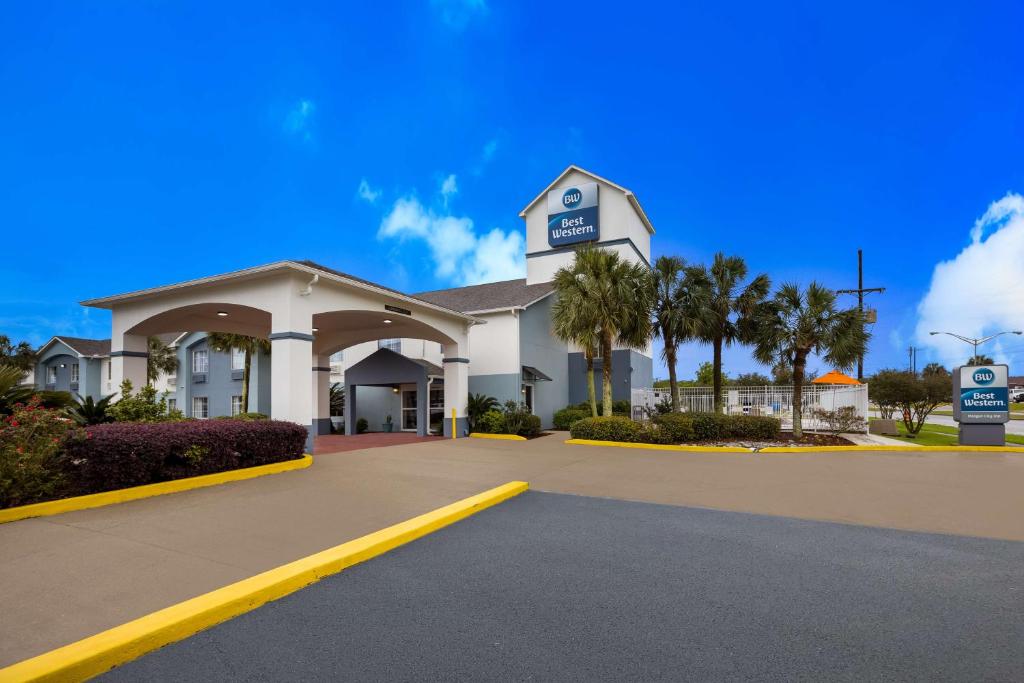 Best Western Morgan City Inn - Best Pool Hotels in Louisiana