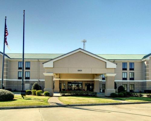 hotels with suites in Mississippi