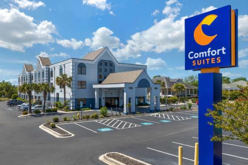 Comfort Suites Southport - Oak Island - Best Pet-Friendly Hotels in Wilmington, NC