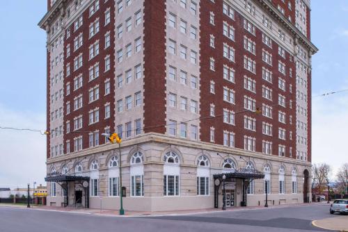 DoubleTree by Hilton Utica - Best DoubleTree by Hilton Hotels in New York