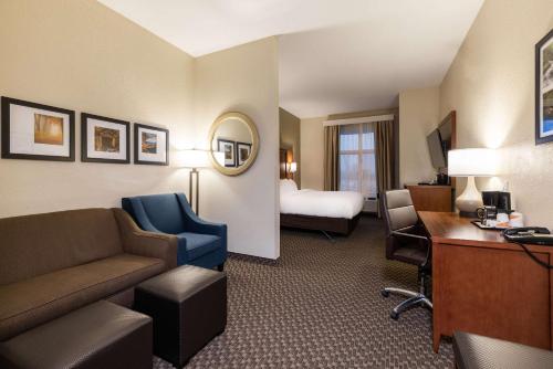 Comfort Suites Troy-I75