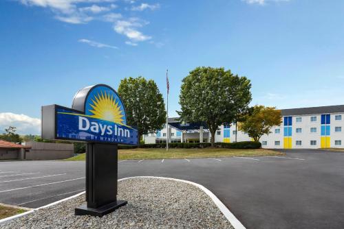 Days Inn by Wyndham Penn State - Best Pet-Friendly Hotels in State College, PA