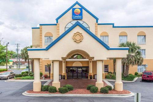 Comfort Inn & Suites FtJackson Maingate
