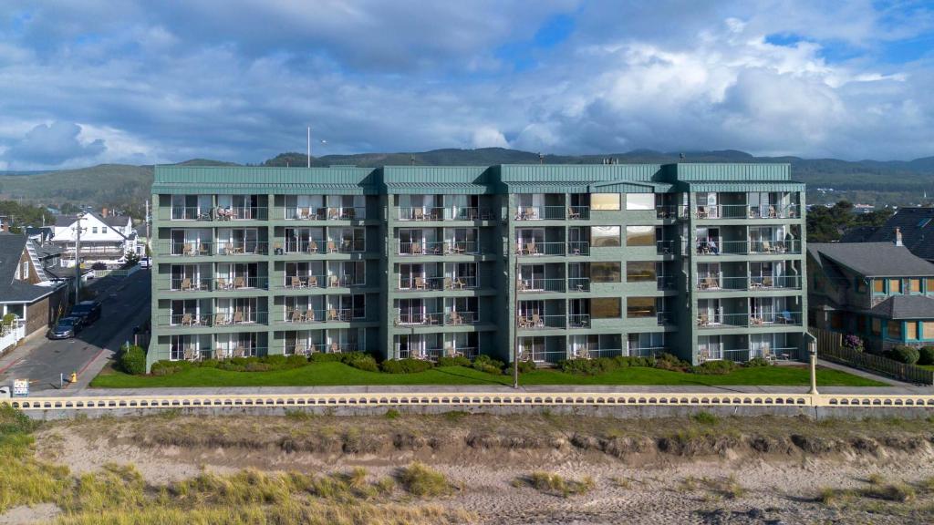 Best Western Plus Ocean View Resort - Best Pool Hotels in Oregon