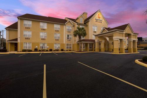 Comfort Inn & Suites Santee I-95