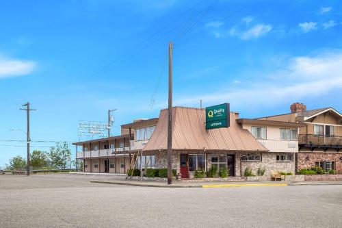 Quality Inn Port Angeles - near Olympic National Park - Best Parking Hotels in Olympic National Park, WA