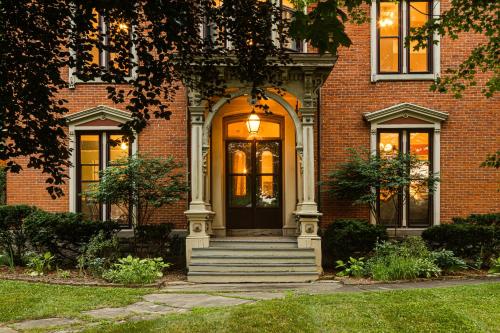 Rosemont Inn - Best Hotels in the Adirondacks