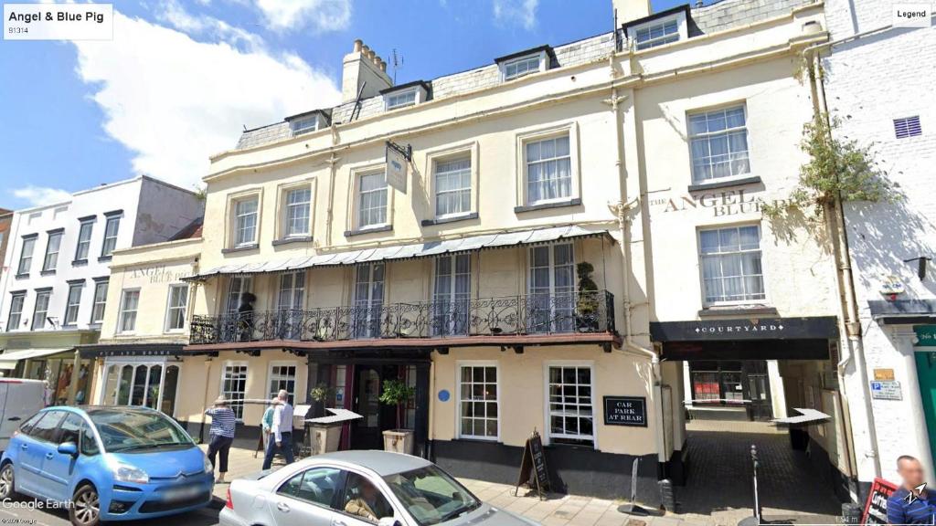 The Angel & Blue Pig - Best Hotels in Hampshire