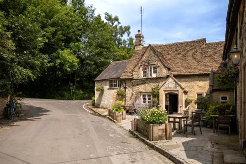 The White Hart Ford - Best Hotels in Wiltshire