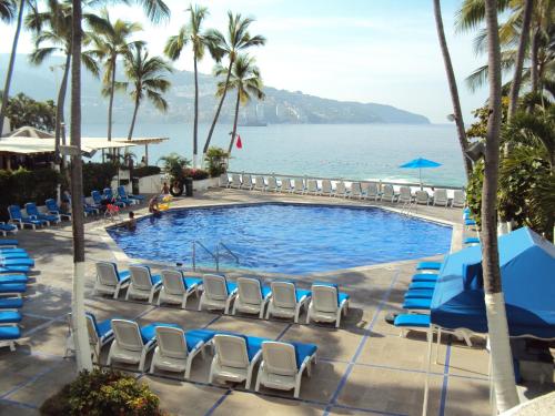 Hotel Acapulco Malibu - Best Pool Hotels in Acapulco