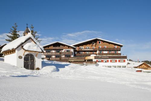 Hotel Sonnenburg - Best Family Hotels in Austria