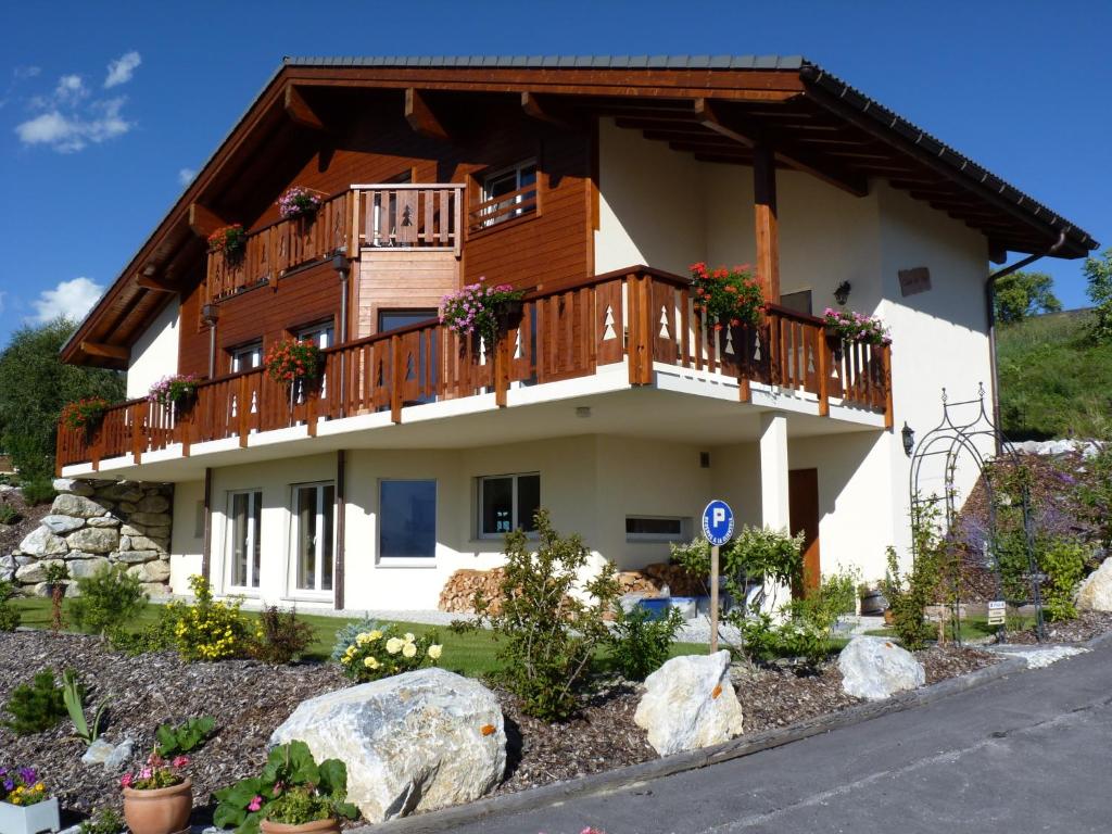 Chalet des Alpes - Best Hotels in Valais