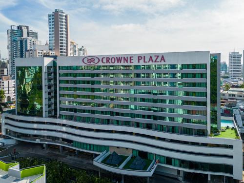 Crowne Plaza Panama by IHG - Best Parking Hotels in Panama City