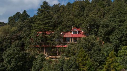 Mary Budden Estate - Best Hotels in Almora