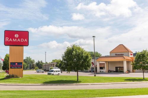 suite hotels in Sioux Falls