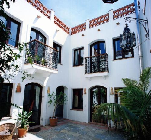 Darcilla Guest House - Best Hotels in Andalucía