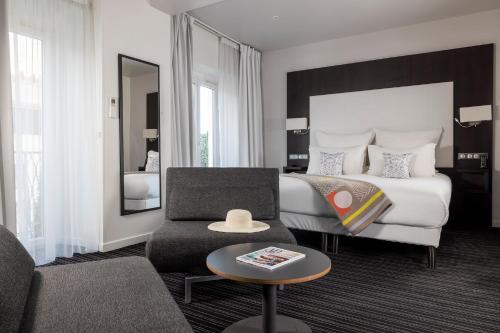 Hotel 64 Nice - Best Pet-Friendly Hotels in Nice