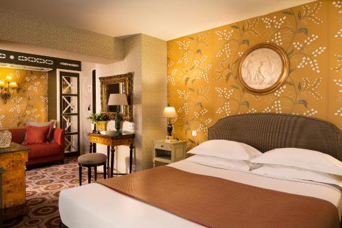 Hôtel des Grands Hommes - Paris Hotels with Parking