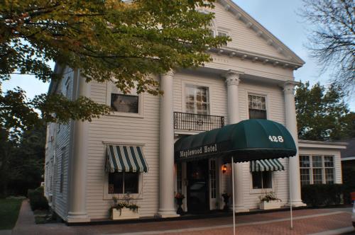 Maplewood Hotel - Best Hotels in Michigan