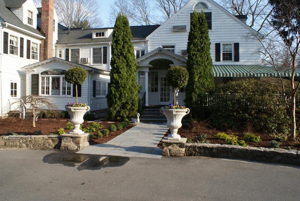 The Roger Sherman Inn - Best Hotels in Connecticut