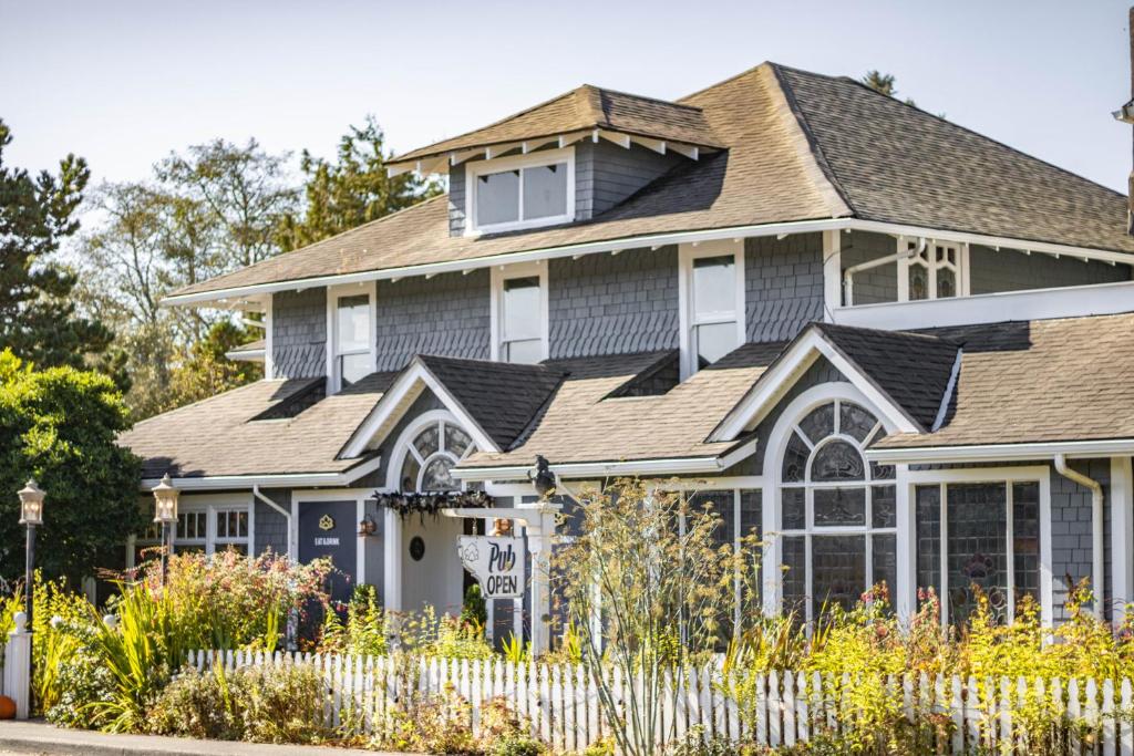 Shelburne Hotel - Best Hotels in Washington State
