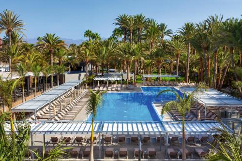 Hotel Riu Palace Oasis - Best Hotels with Free Breakfast in Canary Islands