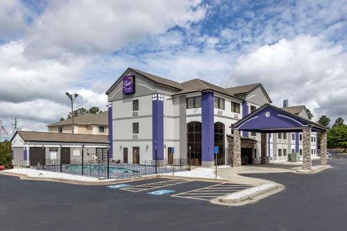 hotels with suites in Augusta