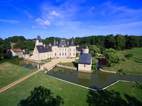 Château de Vaulogé - Best Loire Valley Chateau Hotels