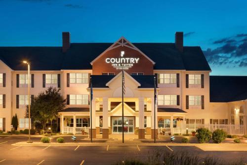 Country Inn & Suites by Radisson, Appleton North, WI - Best Radisson Hotel Group in Wisconsin