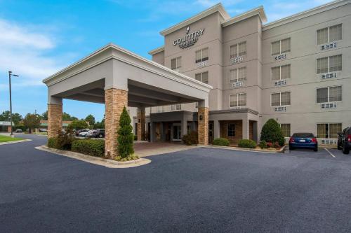 Country Inn & Suites by Radisson, Goldsboro, NC - Best Radisson Hotel Group in North Carolina