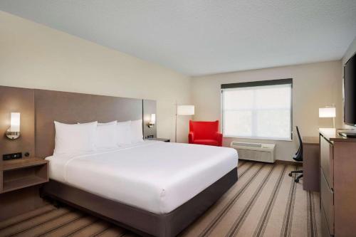 Country Inn & Suites by Radisson Albertville near Outlet Mall - Best Radisson Hotel Group in Minnesota