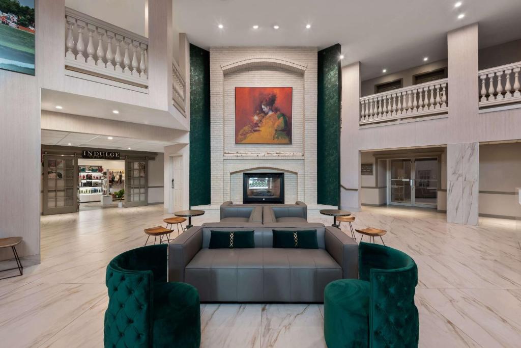 Wyndham Garden Galena Hotel & Day Spa - Best Pool Hotels in Illinois