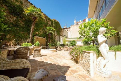 Best Western Premier Le Patio des Artistes Wellness Jacuzzi - Best Business Hotels in Cannes