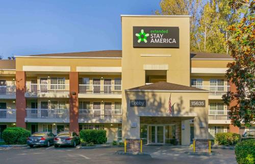 Extended Stay America Suites - Seattle - Southcenter - Best Pool Hotels in Seattle, WA