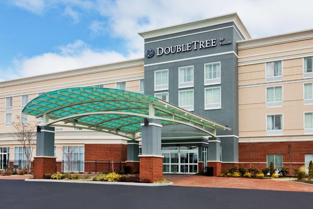 Doubletree By Hilton Dothan, Al - Best Parking Hotels in Alabama
