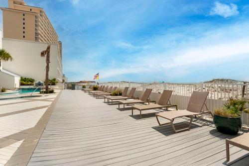 Best Western on the Beach - Best Parking Hotels in Gulf Shores, AL