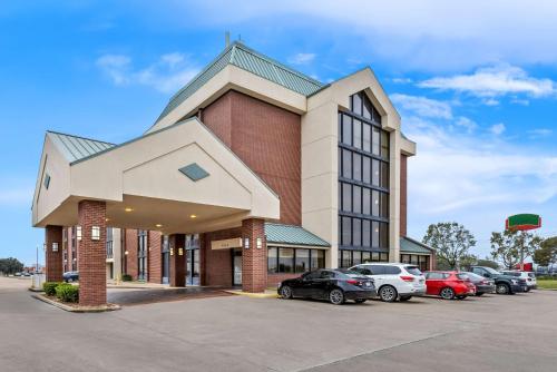 suite hotels in Pearland