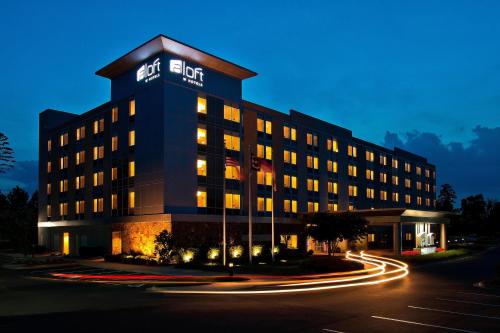 Aloft Charlotte Ballantyne - Best Marriott International Hotels in North Carolina