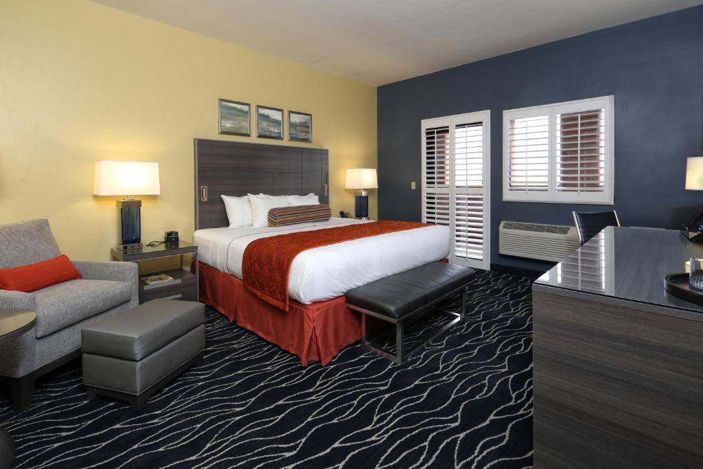 Desert Diamond Casino - Best Hotels with Airport Shuttle Service in Tucson, AZ