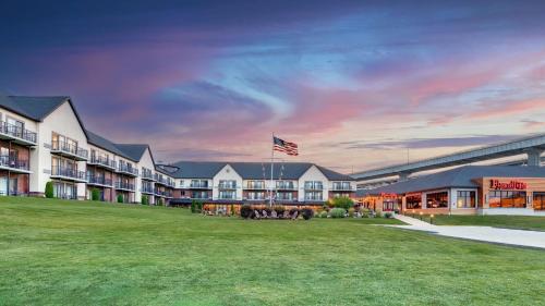 DoubleTree by Hilton Port Huron - Best Business Hotels in Michigan