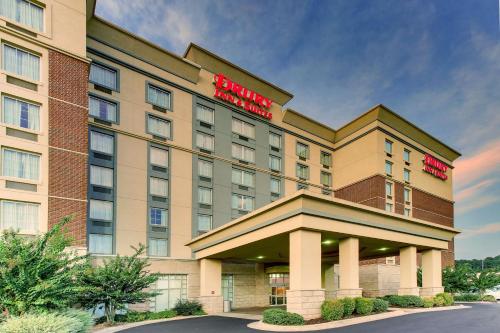 Drury Inn & Suites Meridian - Best Hotels with Free Breakfast in Mississippi
