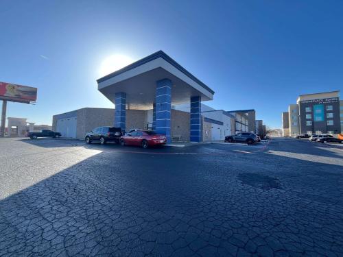 hotels with suites in Amarillo