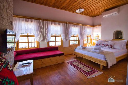 Argyropolis Boutique Hotel