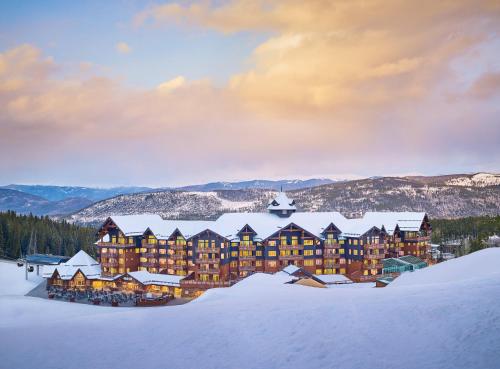 One Ski Hill, A RockResort - Best Pool Hotels in Colorado