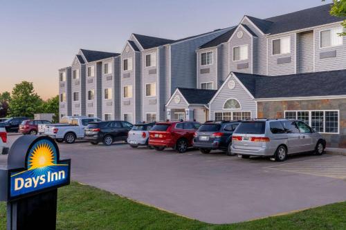 hotels with suites in Windsor