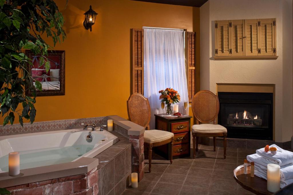 Castle in the Country Bed & Breakfast Inn - Best Hotels in Michigan