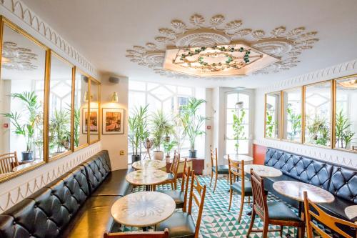 Hôtel du Temps Paris - Hotels in Paris City Centre
