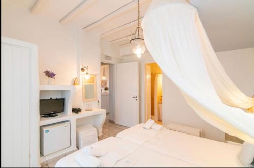 Studios Eleni II