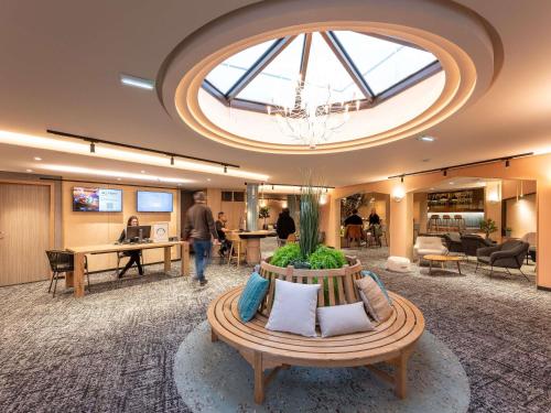 Novotel Macon Nord - Porte de Bourgogne - Best Pool Hotels in Burgundy