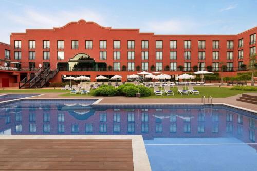 Dolce by Wyndham Barcelona Resort - Best DoubleTree by Hilton Hotels in Spain
